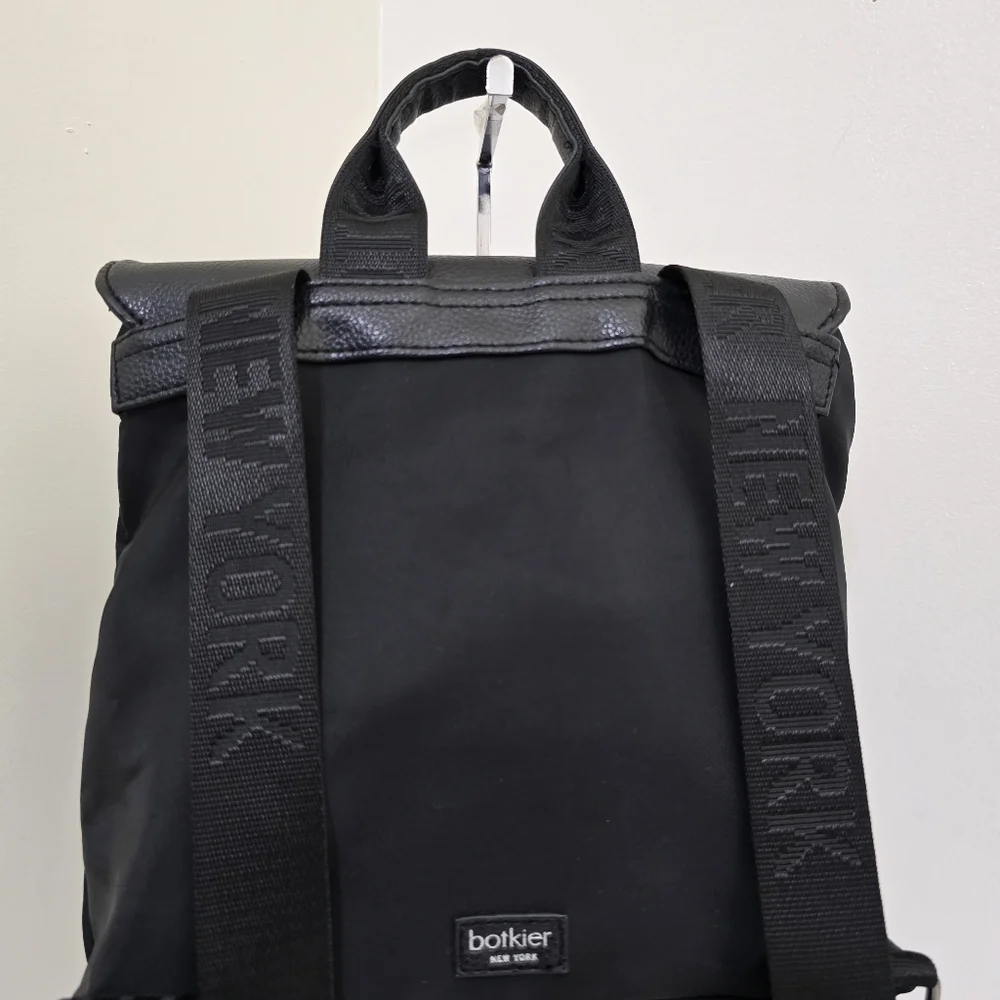 BOTKIER New York Mini Trigger Backpack Purse Faux Leather‎ Black Travel